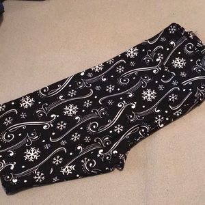 LulaRoe OS Leggings